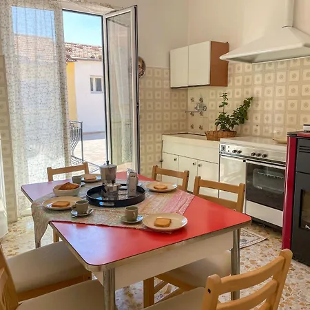 Panoramica Sul Terrazzo By Interhome Appartamento Tavole